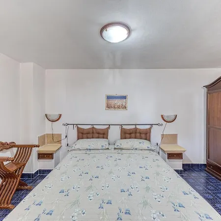 Vakantiehuis Casale Lucia Torre Pali