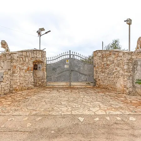 Holiday home Casale Lucia *